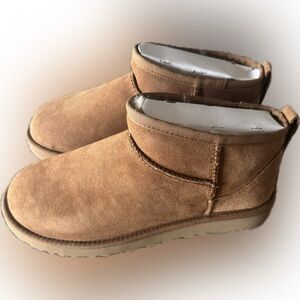 UGG Classic Ultra Mini